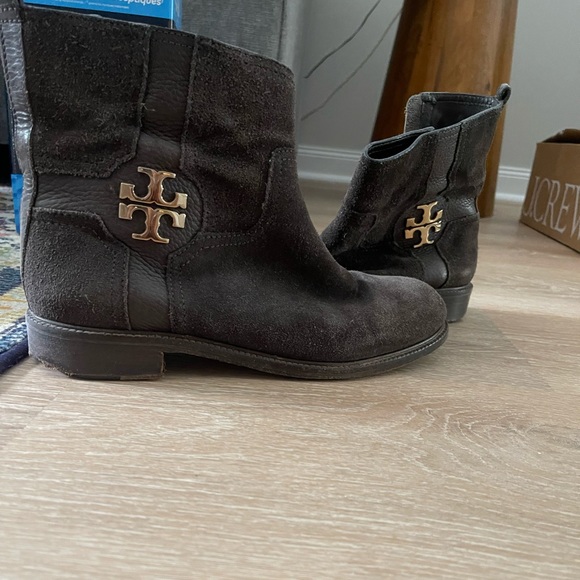 Tory Burch suede and leather boots. Gray brown 11 - Picture 1 of 11